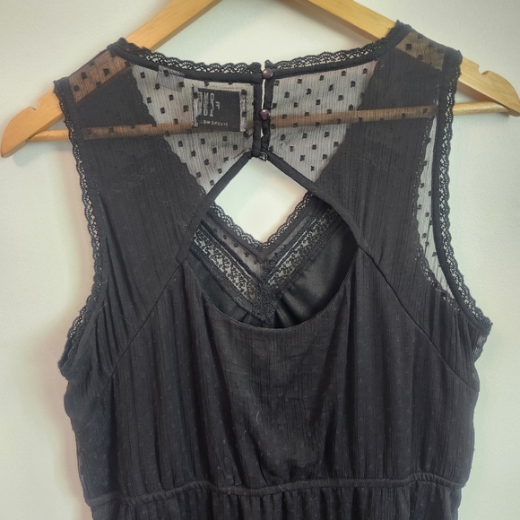 NWOT Vero Moda lacy black dress - Picture 6 of 10